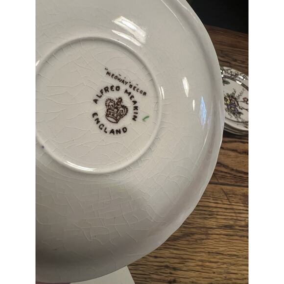 8 sets - 16 Pc - Alfred Meakin Medway dark brown Floral Cups & Saucers BUTTERFLY - Picture 15 of 16